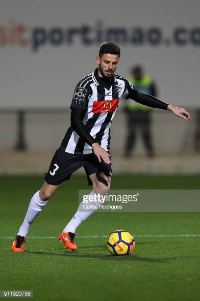 AtleticoParan11's tweet photo. Atlético PR aguarda a janela internacional, e já observa alguns nomes, um deles é o zagueiro brasileiro Lucas Possignolo do Portimonense, de 24 anos, ele foi revelado no São Paulo e está a 4 anos em Portugal.
#FURACÃO https://t.co/HBATqk95A9