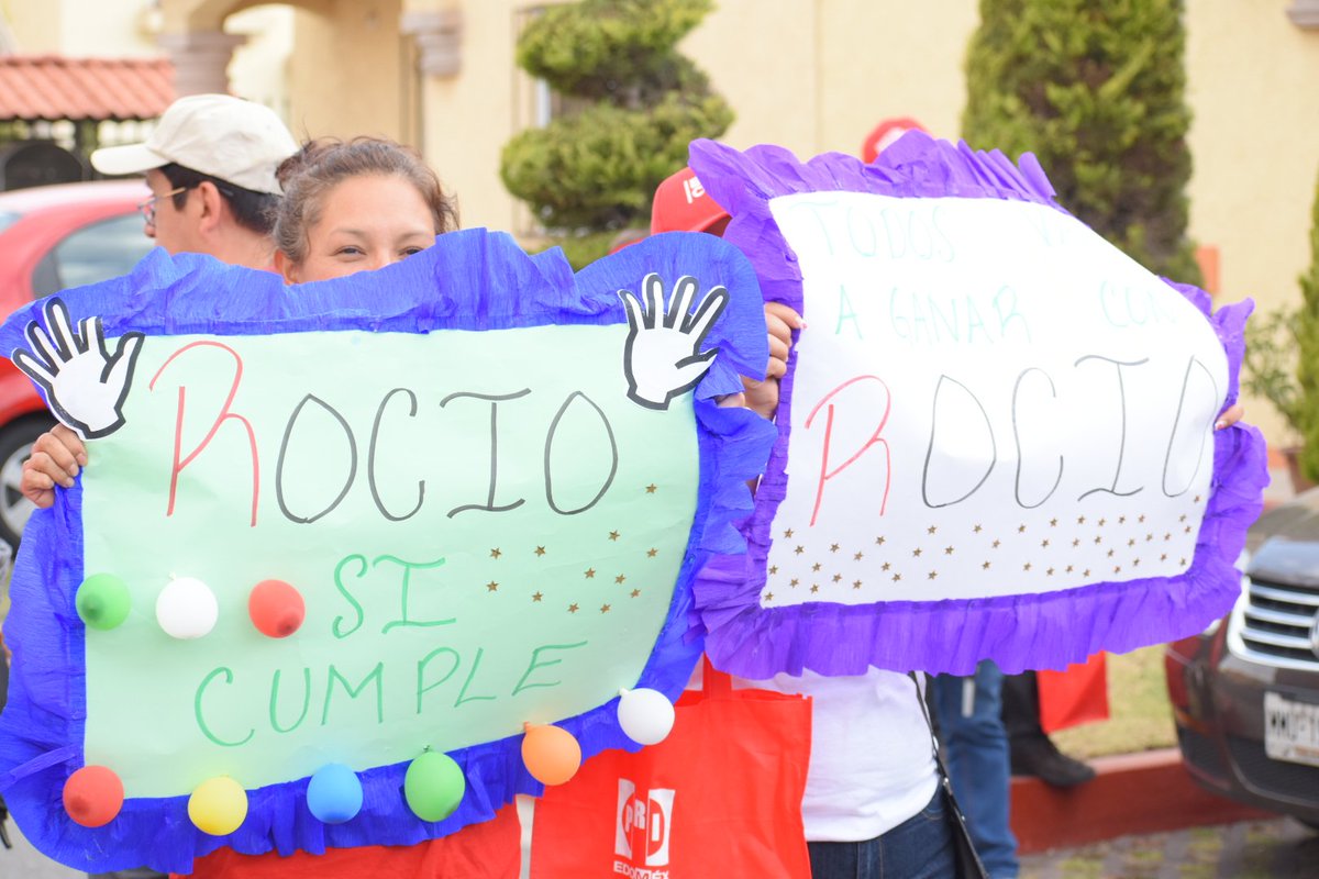 RocioDiazMon's tweet photo. En #RealCastel puedo regresar y verlos a la cara, porque cuando fuí presidenta cumplí todos mis compromisos, hoy vamos a seguir haciendo crecer a #Tecámac. https://t.co/Y2icwEBQ2U