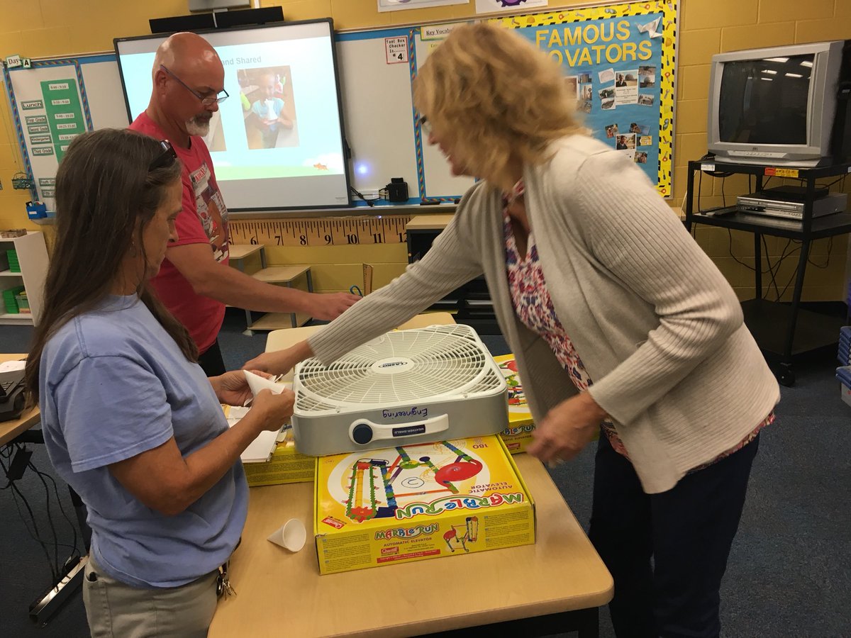 RudyKeezer's tweet photo. Great start to STEM SUMMER!Mon/Tues introducing IE2 to some of our new STEM teachers at Freedom Elementary and today introducing new textbooks to our Elementary Math/Science Champions. #wemanatee https://t.co/uDhIBhUe53