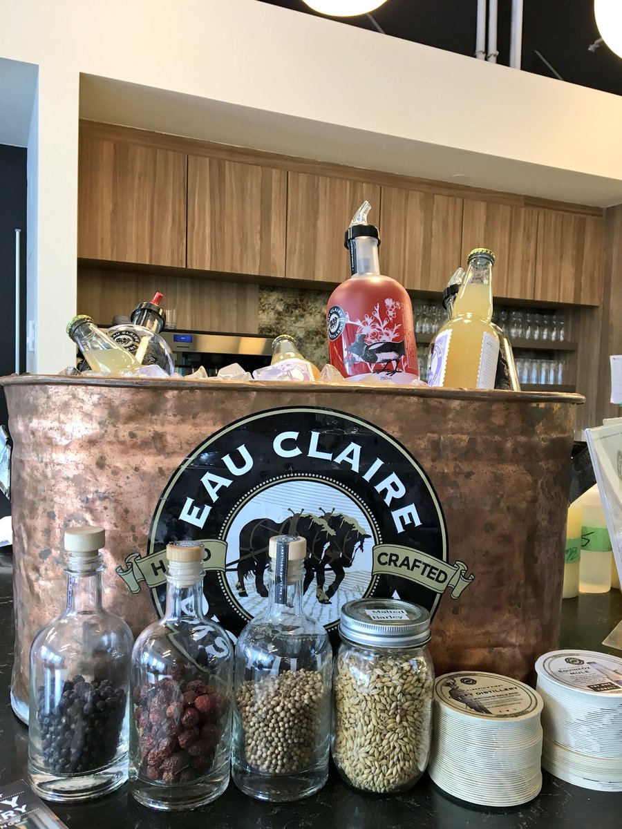 EauClaireCraft's tweet image. We’re at @SAITculinary Tastemarket for the #TasteTech event with some very great company! @banffavebrewing @originmalting @OCBrewmaster #abbarley #yyc