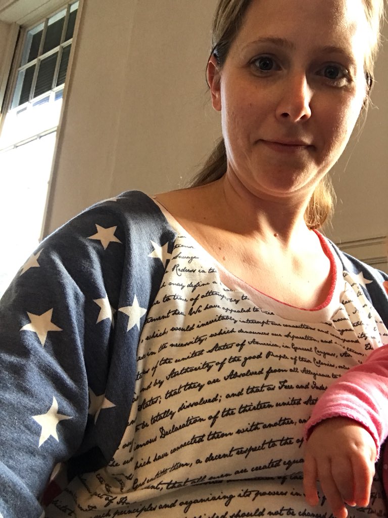 historynerd55's tweet photo. At a live reading of the Declaration of Independence wearing my Declaration of Independence shirt! #declaringindependence #kissacookhillcrafts https://t.co/L4OOUeemkZ
