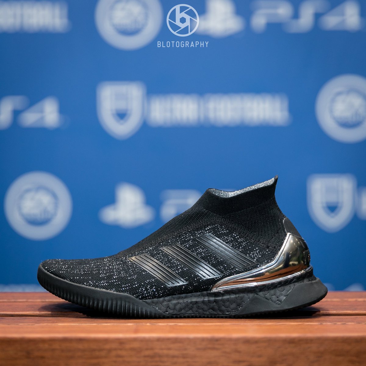 blotography's tweet photo. The classic @adidasau Predator 18+ TR @ultrafootballau #blotography #adidas #heretocreate #predator #nitecrawler #blackonblack #Tango #DOF #adidas #adidasfootball #adidasboost #boostvibes #sneakerfreaker #FIFA #football #lifestyle #footballboots #sportsphotography https://t.co/j6v4DcfdbS