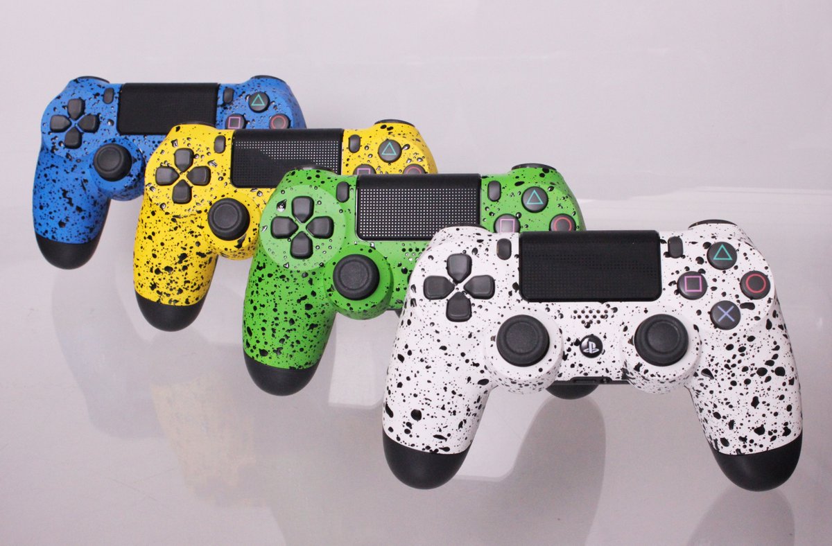 EvilControllers's tweet photo. Pro Splatter options are now available for PS4! Also available on Xbox One. Feels great and looks cool 😎 What color is your favorite? Find them here: https://t.co/FVnuUv0Ifo https://t.co/M6fRyEbC8p