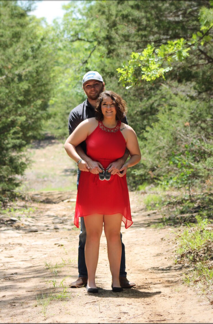 chelseakaelyn's tweet photo. Extremely excited to announce that our little family is growing! Baby Wright is expected to make its arrival December 17th and is already loved more than words can express! 
(Shoutout to @taynicole34_5 for the beautiful pictures!) https://t.co/qetpxEe5pH