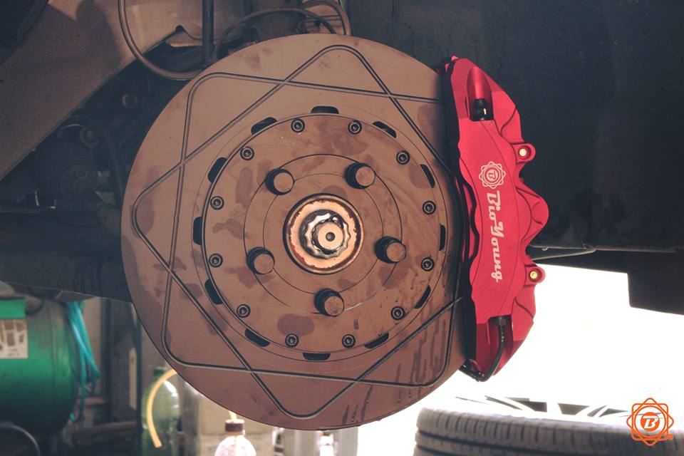 BioyoungBrake's tweet photo. Bio Young Auto Tech Co.,Ltd (Taiwan)
Our brake system owns safe firstly and then the highest quality. Please choose our braking system. 

#NISSAN
#Big tiida

☎：(886) 04-22399933
📞：0938-668833
Email: bioyoung@ms16.hinet.net 
LINE &amp; FB ID：@ultramover https://t.co/ktJP3W1t3f