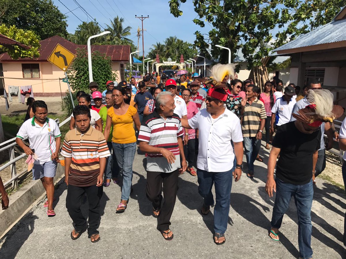 HatalaResty's tweet photo. #19HariMenujuPerubahanMaluku #CoblosNomor2 #MasBroVoorMaluku 
@djonnier
@liputan6dotcom
@ACCMallOfficial
@gerejamaluku https://t.co/fvYfbjtAiK