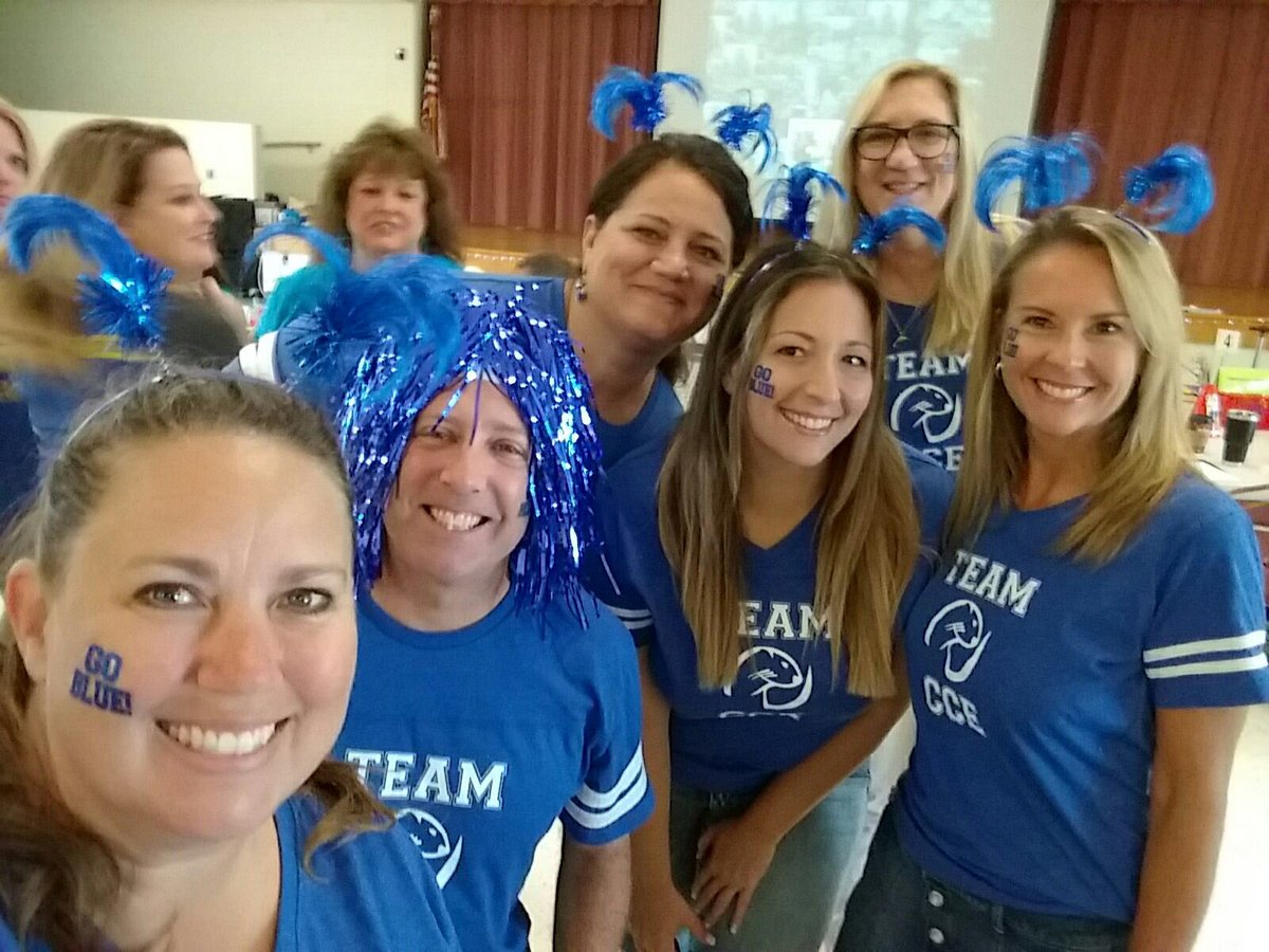 Ms_CampanellaG's tweet photo. Another photo from #VCSSLT. @cypresscreekvcs is ready to bring it tomorrow @deltafreeman78! @sofiawalk79 @bronson_adrian @susanhemings @jenlop1 https://t.co/5fcgOSmjWQ