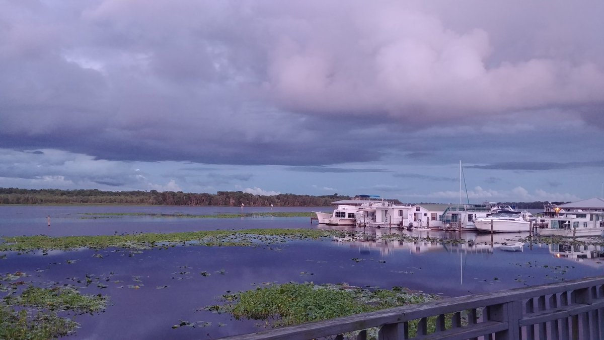seasolshades's tweet photo. Changing sky's #Nitefall on the #River #Florida #Marina https://t.co/BKON6mS9ST