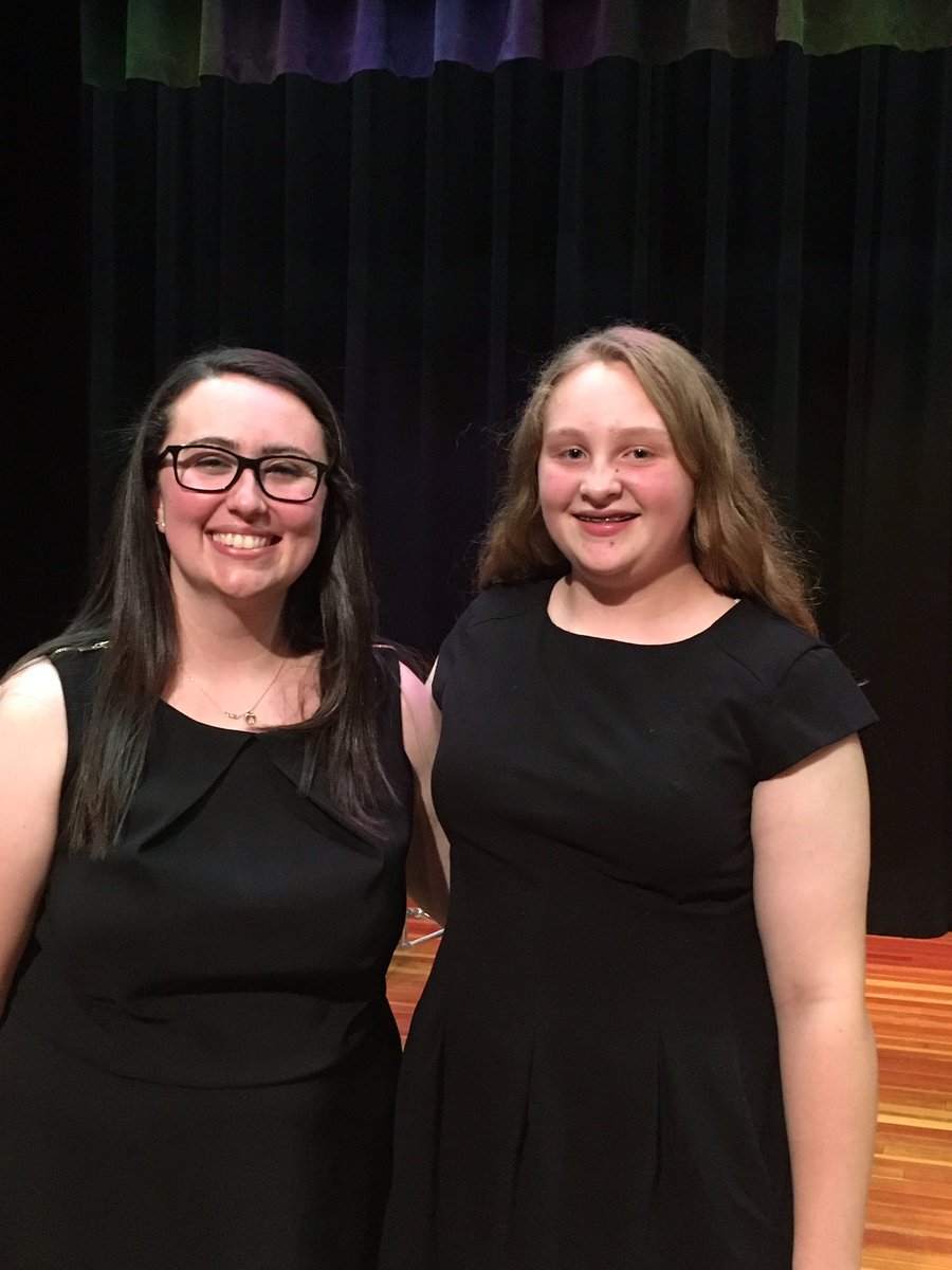 tracyars's tweet image. We talk about teachers who have made an impact on our lives, Ms. Looney will forever be one of those teachers for Erin. She will be greatly missed next year wed Erin moves to the high school.