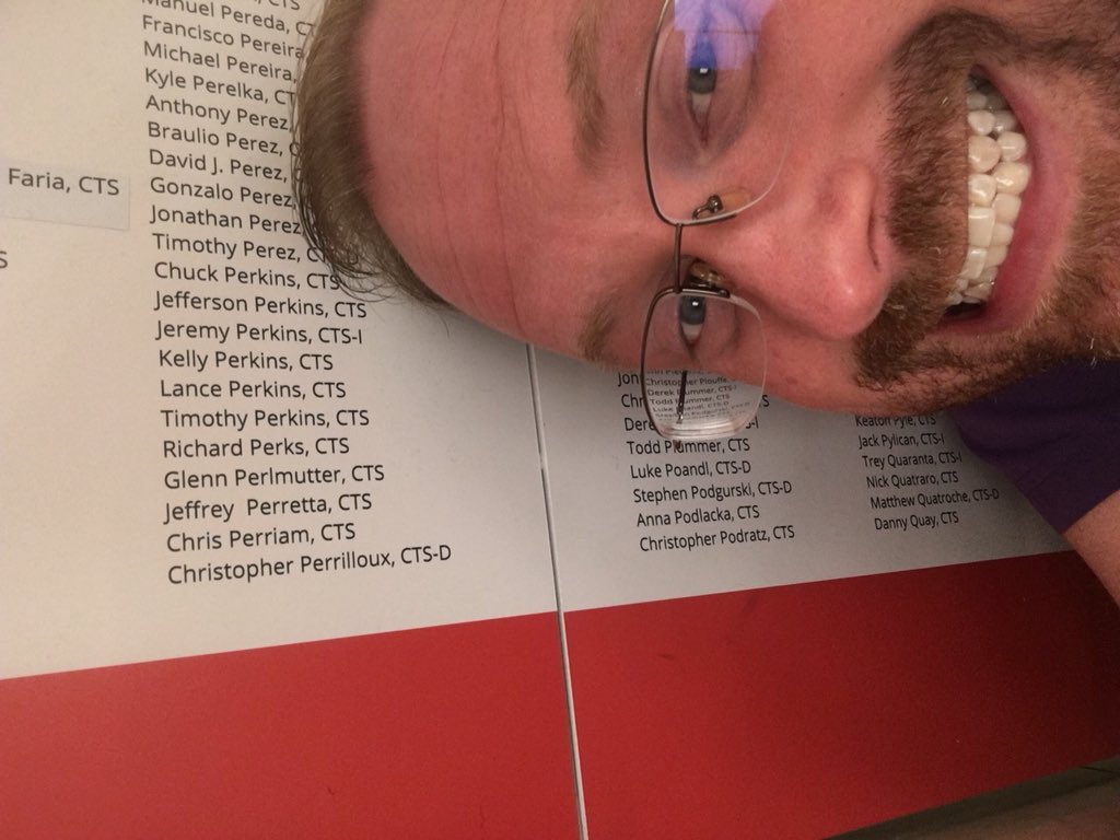 perkins_jeff's tweet photo. #ctsd #ctswall #theydidnthavetimefortherightcert #AVselfie #infoComm18 #ihadtolayonthefloortogetthepic https://t.co/FzgjTyEIAy