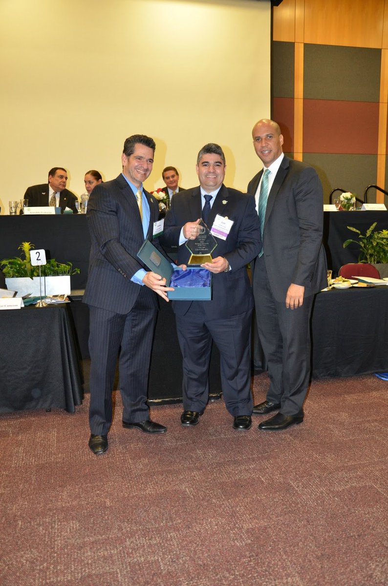LUISODLH's tweet photo. grateful, the beginning of my journey Nov 2012 business advocate of the year award thanks to @CarlosMedinaEsq &amp; @CoryBooker @SHCCNJ  @familia @EmpanadaFork @ThisAbled @Chef_Ronaldo @TheLatinoSpirit @SonCubanoNJ @myriamecruz @EmpanadaGuy1 @TaydeAburto @FNHCNJ https://t.co/G1NmpIYEqn