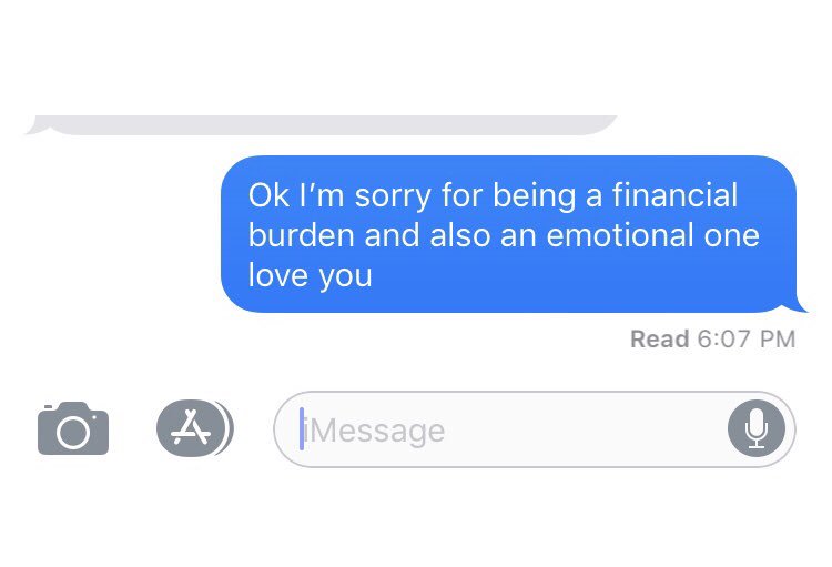 MichaelaOkla's tweet photo. Texting my mom https://t.co/U8Ug12XnNz