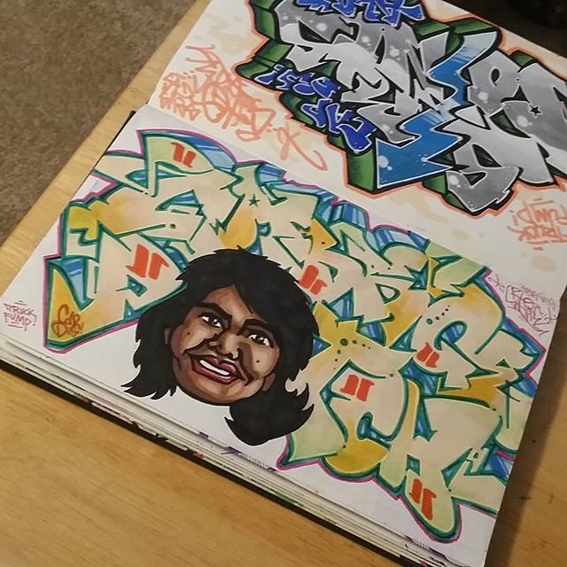 SATIRE_of_SEVS's tweet photo. Cabbage Patch
#satire #sevs #blackbook #sevscrew #dfs #dfscrew #graffiti #exchange #drawing #sketch #truckfump #capdis #captionthis #hcc #hipsoda #captioncrack #cap #cabbagepatch #psychictalkusa https://t.co/fB5TGx1S7V https://t.co/gpQUfNpa98
