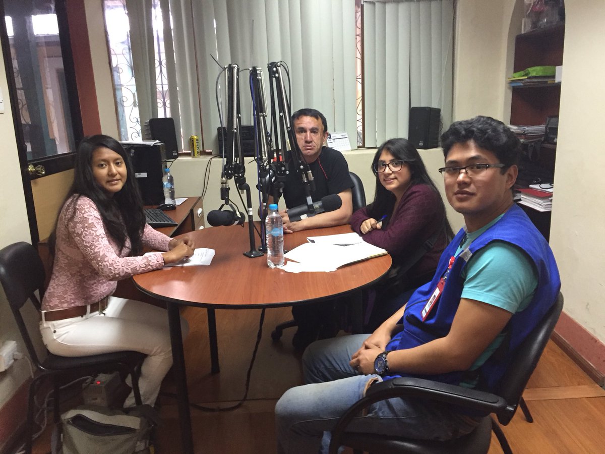 UebUgr's tweet photo. Programa 50 de la Unidad de Gestión de Riesgos de la U.E.B., esta vez con la Cruz Roja Ecuatoriana. https://t.co/nrWLhC65Cf