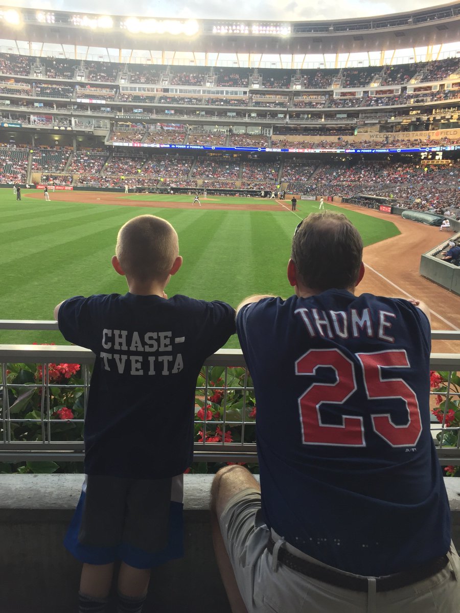 M_chase90's tweet photo. #twinspics https://t.co/Rq9kdIa4RJ