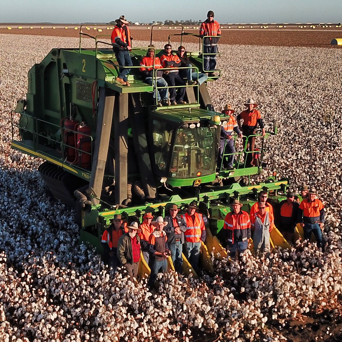 auscottltd's tweet photo. Picker-deep in the fields at Narrabri...

Thanks to Phil Davis for the great photo! https://t.co/RTpQ57MnBS