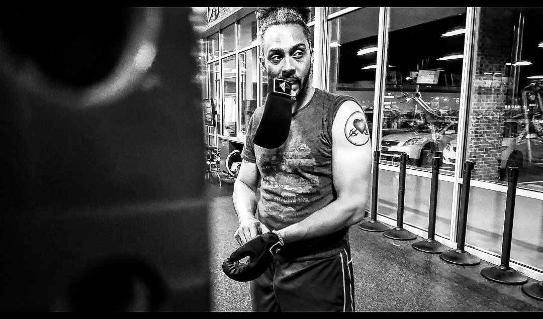 RaxielLiz's tweet photo. Here we go again!
@CrunchGym
#crunchgym
#movieready
#netflixactor
@netflix
@hulu
@AmazonStudios
#actor #director
#raxielsinz https://t.co/9XaFEWFG4F