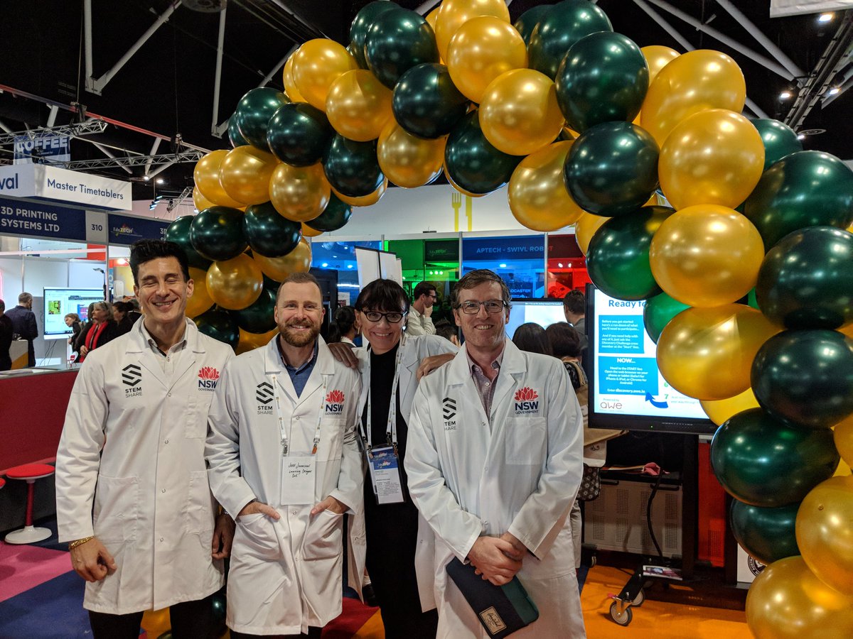 Four of the awesome team on the NSW department stand at #EduTECH_AU You guys rock :)

<a href="/STEM_Share/">stemshare</a> <a href="/learnPSNSW/">Learning Design & Development</a>
