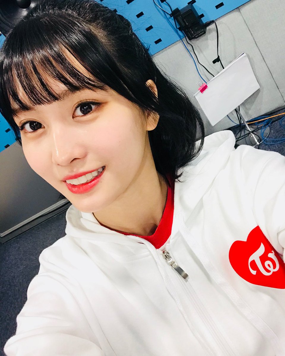 Momo Twice Selfie