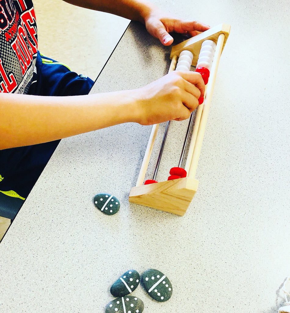 FDK_Lightning's tweet photo. Dominos and Rekenreks. Students are exploring numbers by pulling a domino from a pouch and then showing that number on the Rekenrek. #subitizing #mathbehaviours #numbersense #nimblewithnumbers #countingstrategies https://t.co/6JYkwpMZ9m