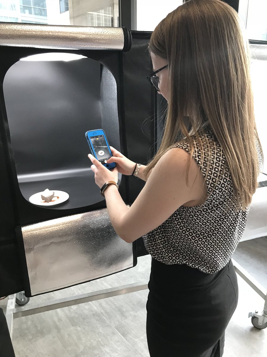 adfarm's tweet photo. With all of the amazing food being served at #TasteTech18, make sure you stop by the photo box to get the perfect glamour shot for social sharing! https://t.co/rEokwucFoq