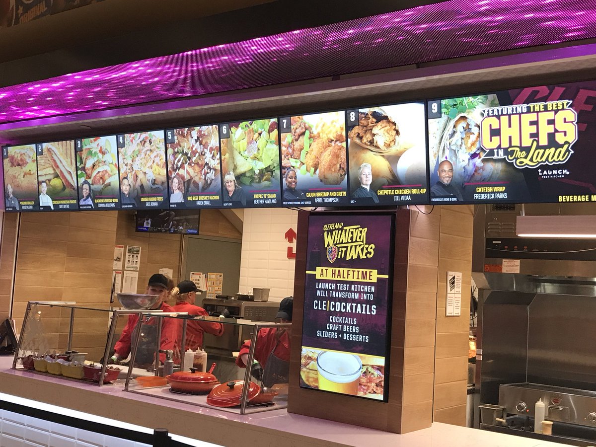 darrenrovell's tweet photo. This is the future of food at stadiums. @AramarkSports launched at test kitchen at the Q in Cleveland. Brought in chef concepts, had people vote on favorite items during every game, they tally the votes and they bring back the chefs with dishes that were the most popular. https://t.co/GQf3XbTUkF