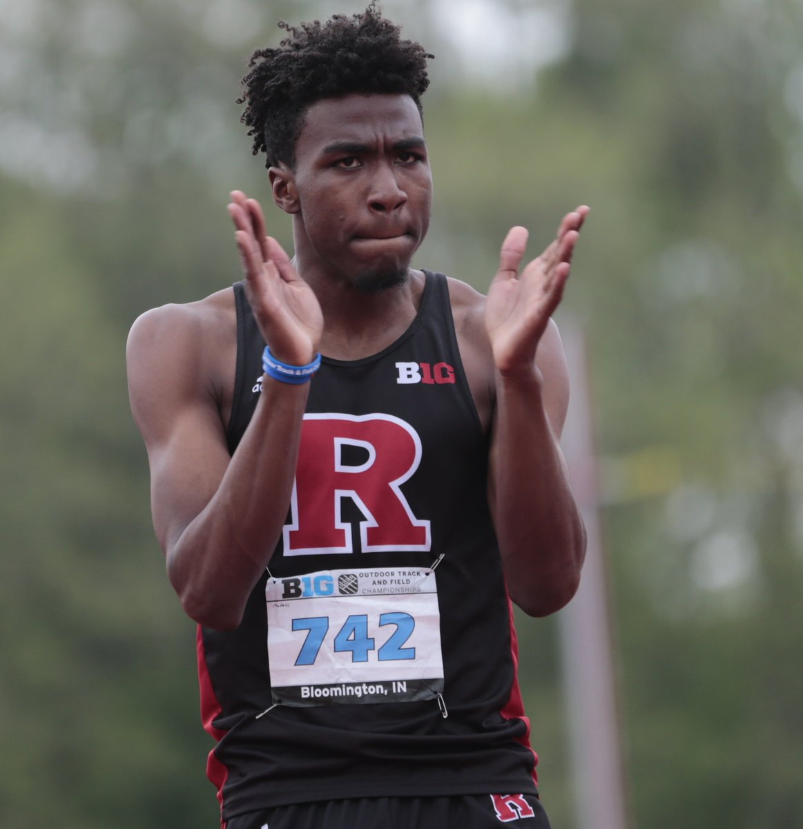 Second Team All-American! Boaz Madeus clocks a time of 51.24 in the 400m hurdles semifinals at the #NCAATF Championships! Madeus finishes 12th in the nation as a freshman #RUMTF
