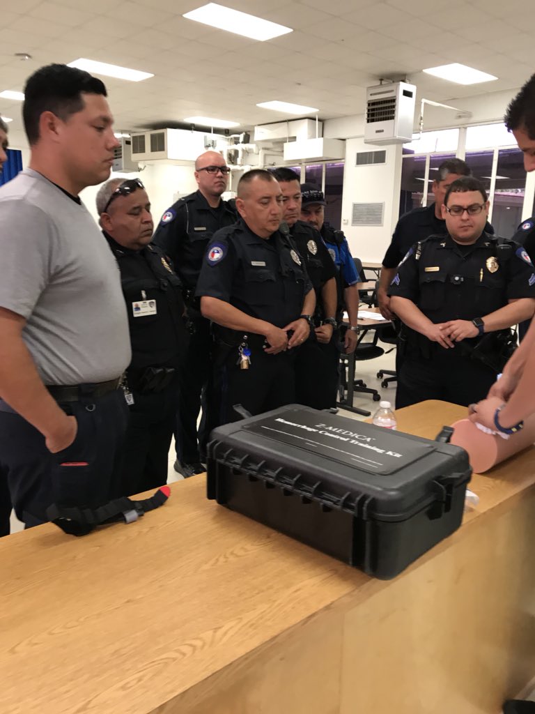 adalia_del's tweet photo. Congratulations McAllen ISD police officers learning how to save lives Stop the Bleed training #DistrictOfChampions https://t.co/t95GdIyogl
