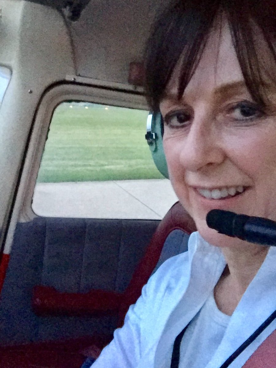 emkoz1018's tweet photo. I flew a plane today, all by myself. It’s still sinking in.❤️#FirstSolo #IncredibleFeeling #StillFlyingHigh #ADayIWillNeverForget https://t.co/UT6XKWkuzA