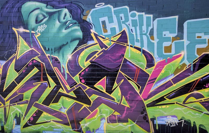 maxhocom's tweet image. Как и в других городах Австралии, в Брисбене процветает шикарное уличное искусство в разных формах: maxho.com/index.php/comp… 
#streetart #граффити