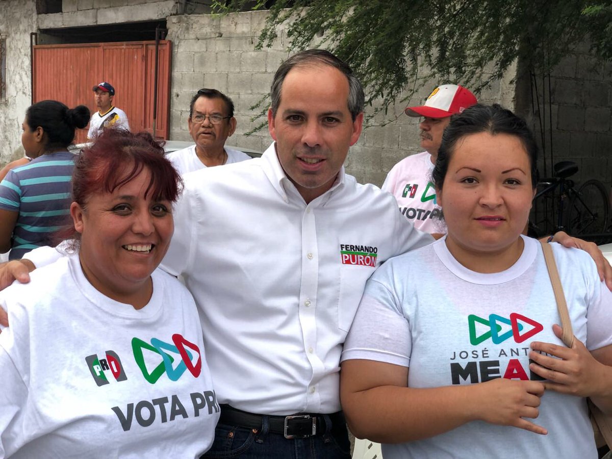 Recorriendo #Acuña con <a href="/jramon_72/">Jorge Ramon</a> presentando nuestras propuestas para mejorar las condiciones de las escuelas públicas donde estudian tus hijos 📕✅