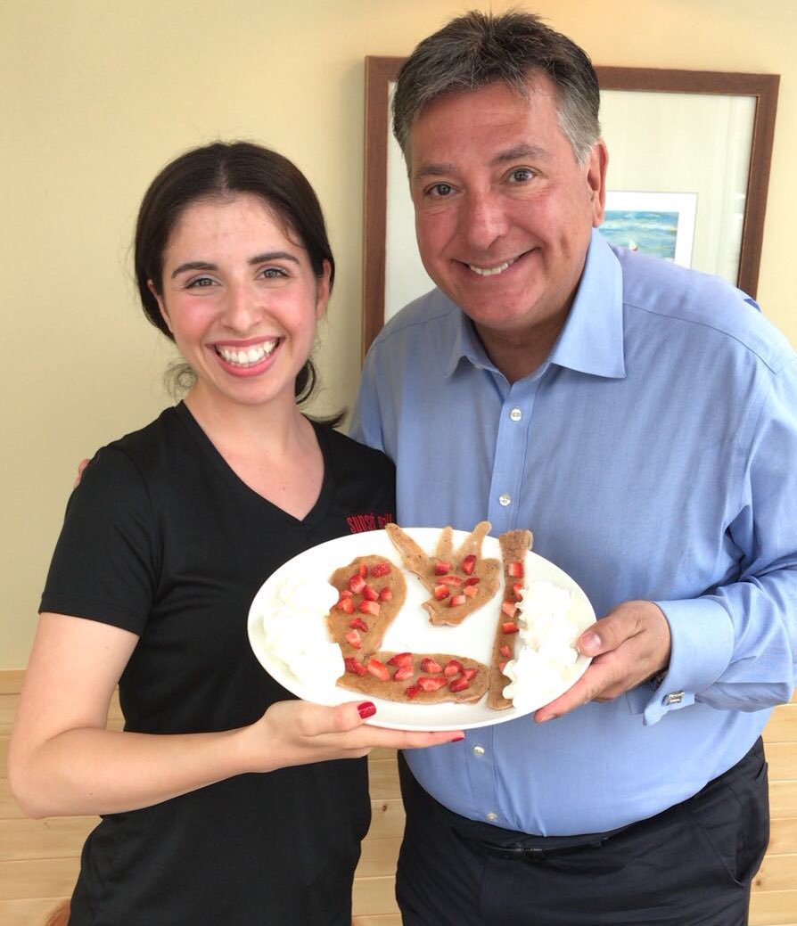 VoteSousa's tweet photo. @SousaCharles got some extra love at the Cawthra Sunset Grill on Pre-Election Day! https://t.co/3tTQx9FKkY