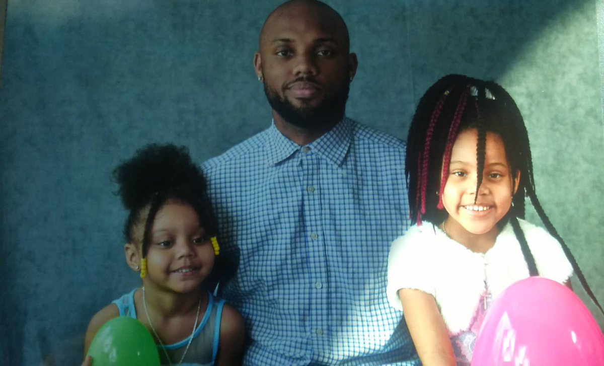 CB_TooCold's tweet photo. My Two & I
#AllFor3 https://t.co/C8rsmrU1dN