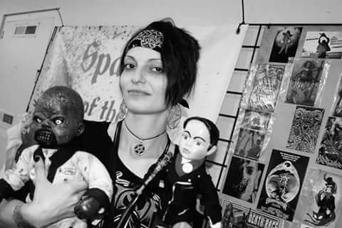 Spawnofthedead1's tweet photo. @Spawnofthedead1 @YYCHorrorCon #horrormovies #horrorartist #porcelain #creepydolls https://t.co/dUvcUXA0uh