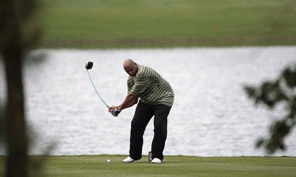 TheTeecil's tweet photo. Tag a friend who has the worst #golf swing you have ever seen! #Teecil https://t.co/3J2QsMPdyr