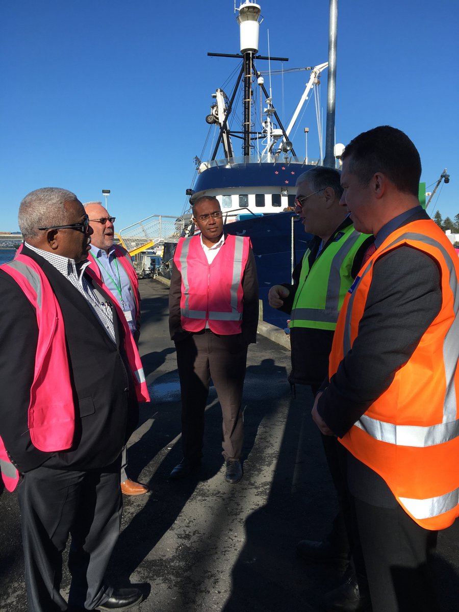 We were delighted to welcome Prime Minister Rick Houenipwela of the Solomon Islands to our Tauranga factory today. He and his group were keen to learn about the New Zealand fishery.
