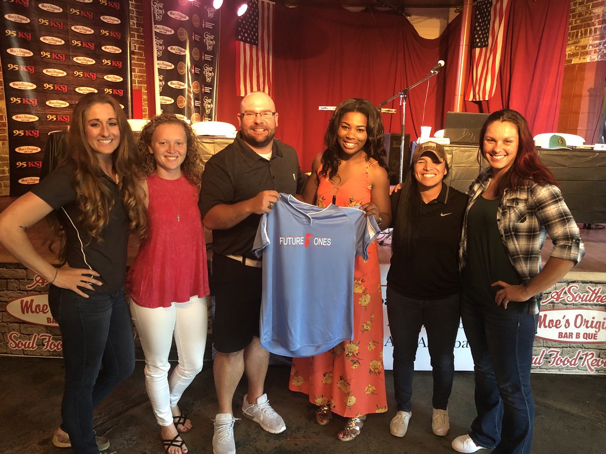 emily sain tweet media