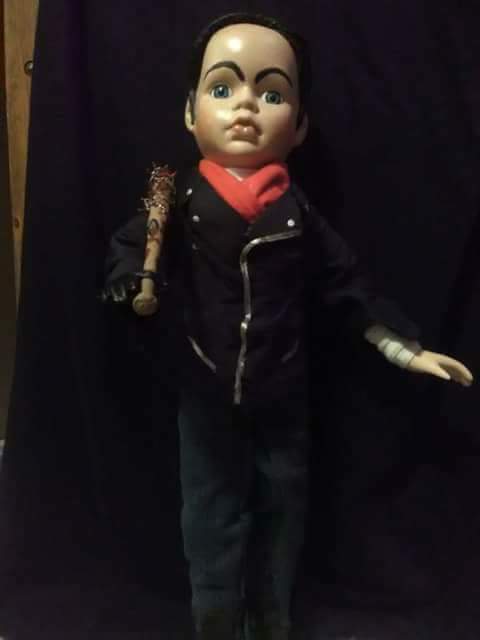 Spawnofthedead1's tweet photo. @YYCHorrorCon @Spawnofthedead1 #negan #WalkingDead #porcelain https://t.co/VA5SGLzSgZ