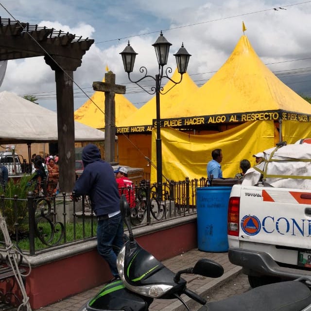 ScientologyVM's tweet photo. A team of Volunteer Ministers has been deployed at #guatemalavolcano's ground zero providing much-needed aid.   
There are currently 3,665 people evacuated in 21 shelters located in Escuintla, San Lucia Cotzumalguapa, Siquinala, Alotenango, Chiquimulilla and Taxisto. #Guatemala https://t.co/R20u8uPnub