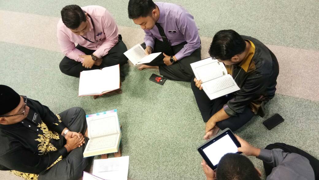 officialmosti's tweet photo. Program Tadarus Al-Quran peringkat MOSTI sedang berlangsung di Surau Ar-Raudhah As-Sakinah, MOSTI.
.
.
#MOSTI
#MerakyatkanInovasi
#QuranHour
#WorldQuranHour https://t.co/dqeU2nyBGI