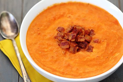 WilsonProduce's tweet photo. This recipe overflows with beautiful fresh #romatomatoes, roasted to perfection. Get the @gimmesomeoven recipe: https://t.co/kKh5MSoVt5 https://t.co/rKffN0wZie