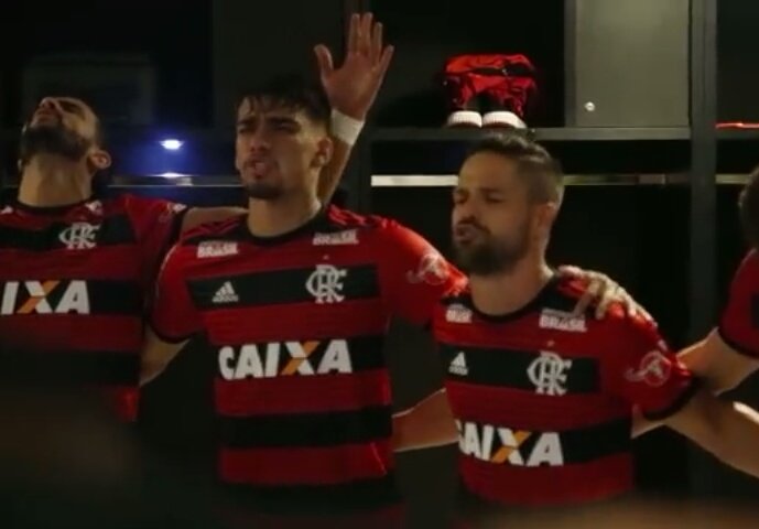 arrascaetarmcf's tweet photo. olhando essa rodada LINDA e pensando no mengão podendo abrir 5 pontos https://t.co/cjrg1lob4S