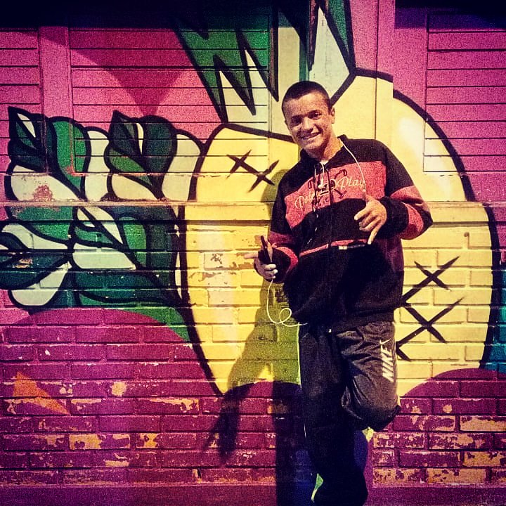 PedrinhoDaPG1's tweet photo. Touca ninja, colete e munição, cada um com uma peça na mão ♪♬ https://t.co/jPcrXsNP59