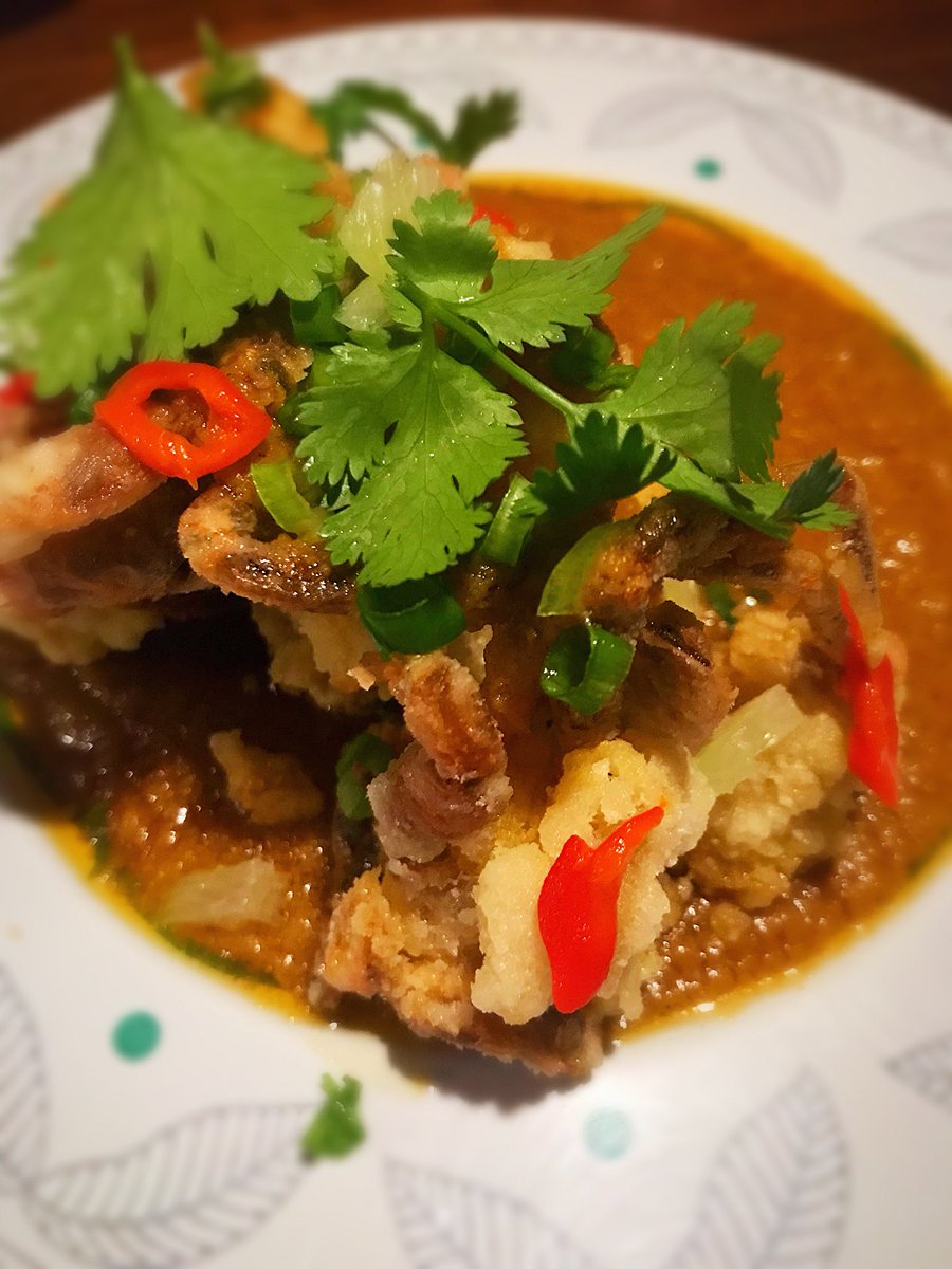 Laura Hayes 🍣 tweet media