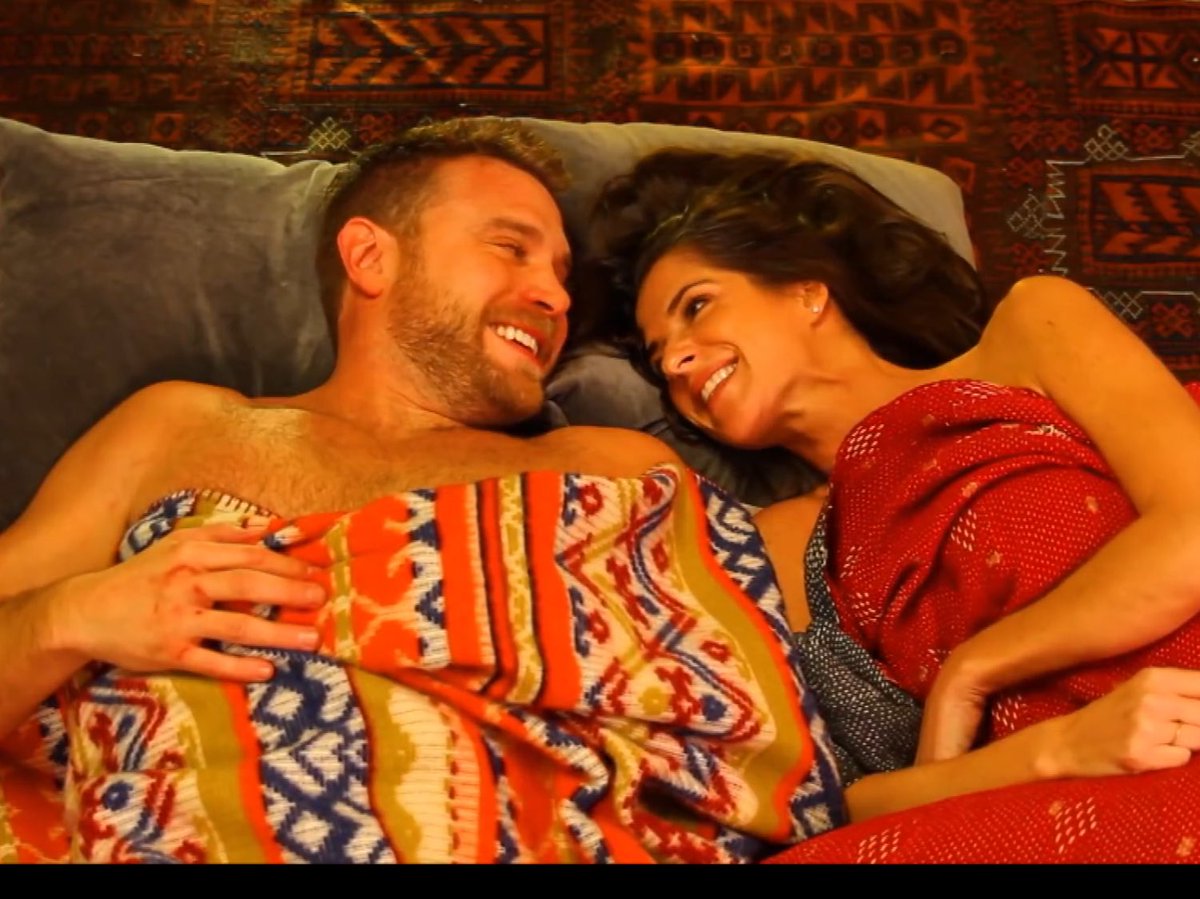 Drea_AnnB's tweet image. I thought I wanted to be petty, but I decided to be positive instead.....

I positively love these two!!!!  The way they look at each other! 😍💕💕💕💕💕

#KillyStrong #KillyFanFirst #MovingForwardPositively