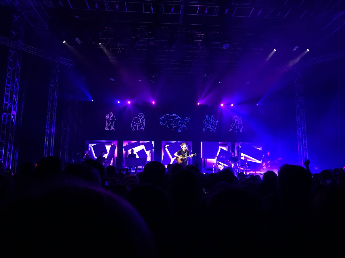 abbymcfierce's tweet photo. @jonnybrenns I just saw Vance joy in concert and it was the best experience ever so I just thought I would fan girl w you for a sec https://t.co/gN8kHVAFX0
