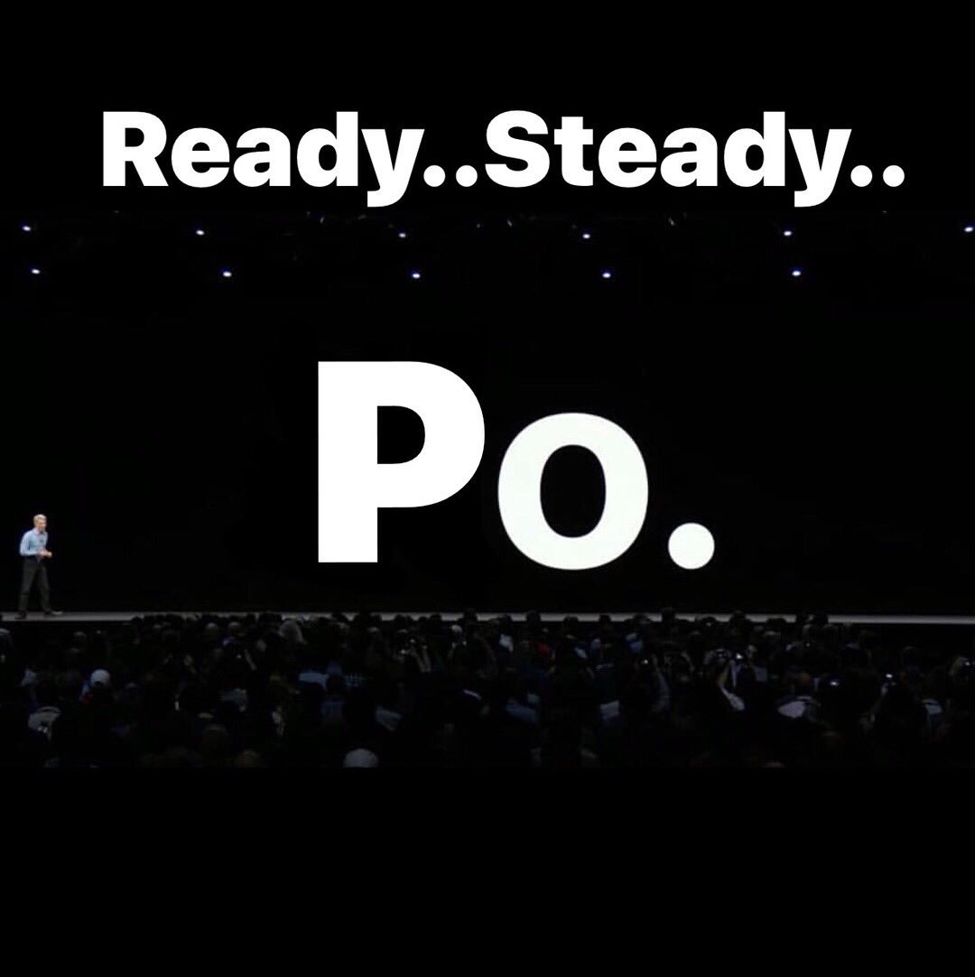 _slashed_heart_'s tweet image. And there come the Apple memes.. @Apple 
#apple #applekeynotes #applememes #iPhone #iPhoneX #meme