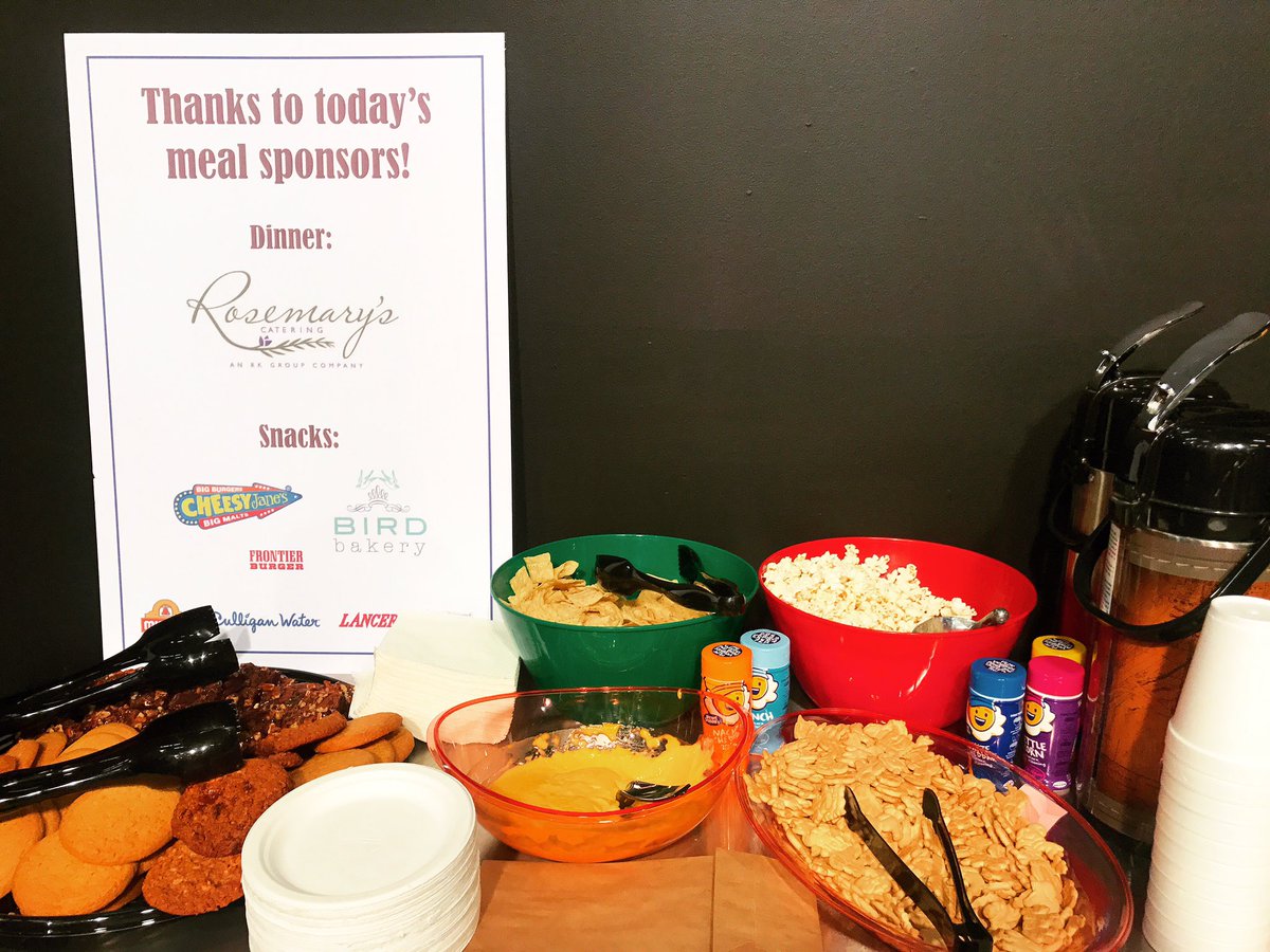KLRNAuction's tweet photo. The snack cart tonight is 🔥 thanks to our meal sponsors!! 🙏🏼❤️ @cheesyjanes @RosemarysCater @FrontierBurger @culliganwater @BIRDbakery 

#snackattack #snackonthat #foodie  #FrontierBurger #CulliganWater #MissionTortillas #Lancer #Cabot #klrnauction #blazinggavels #thankyou https://t.co/8qDJvKFLk0