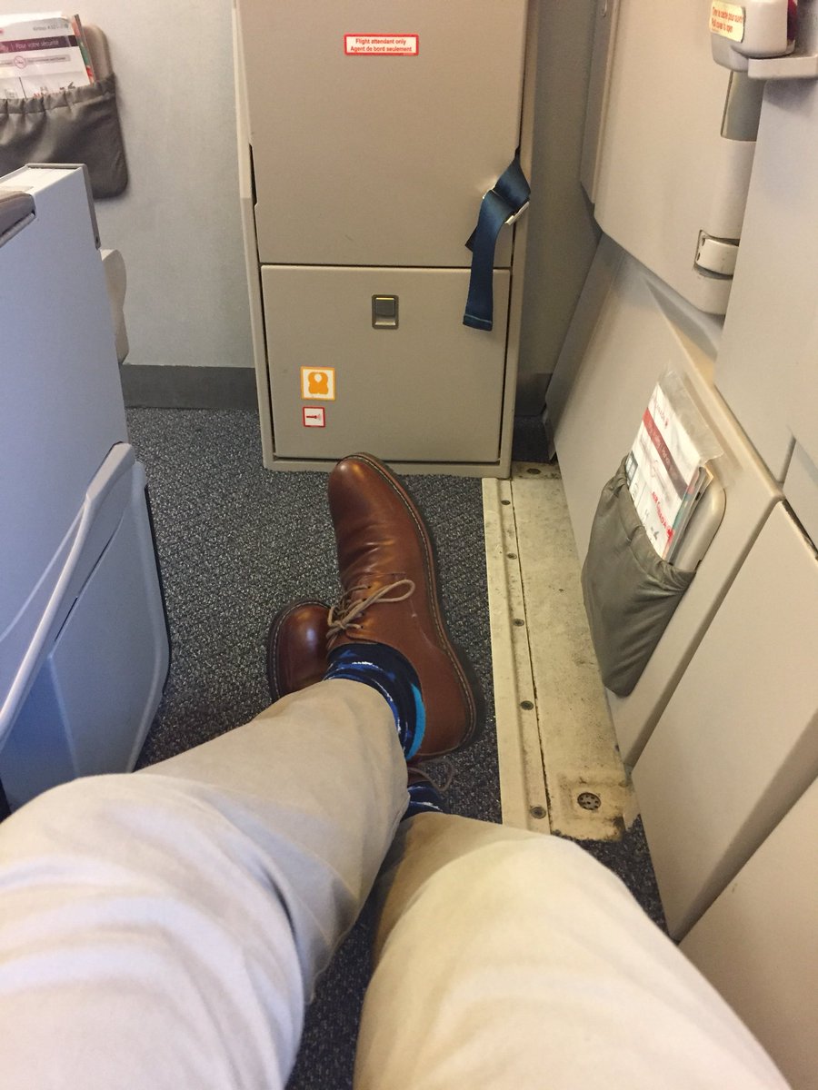 AdMan0828's tweet photo. Snagged a good spot. #PreferredSeating #IStoleIt https://t.co/JMa21xaj5e