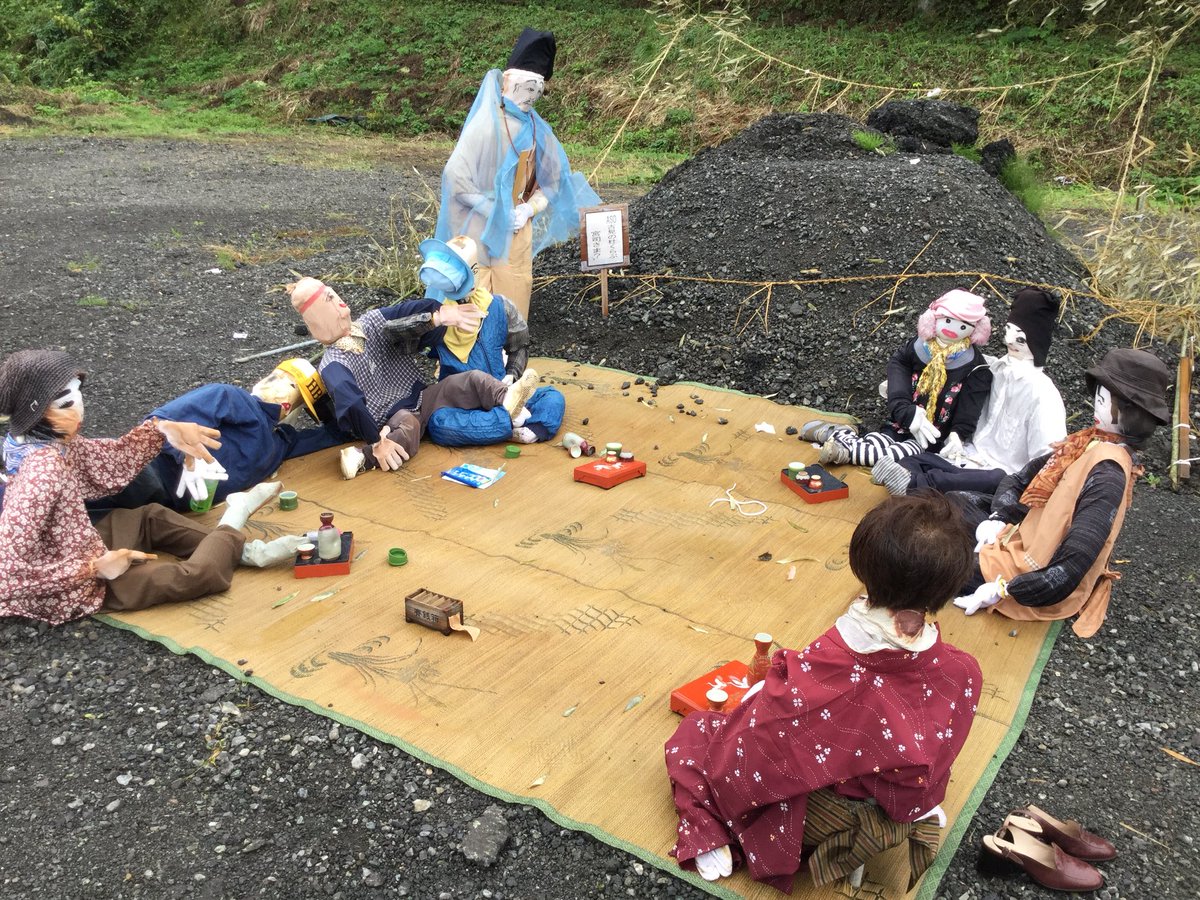 Hayatto4649's tweet photo. ブルゾンちえみ、With. B   35億❗️ https://t.co/eIvL5gdLz5